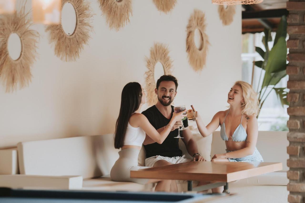 Han Deluxe Hotel Ölüdeniz Zewnętrze zdjęcie