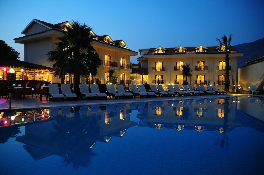 Han Deluxe Hotel Ölüdeniz Zewnętrze zdjęcie